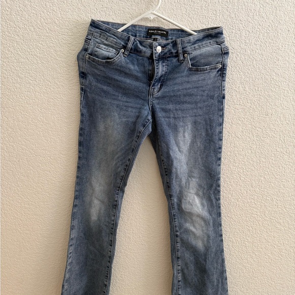 Ashley Mason Denim - Ashley Mason Flare Jeans in Classic Blue